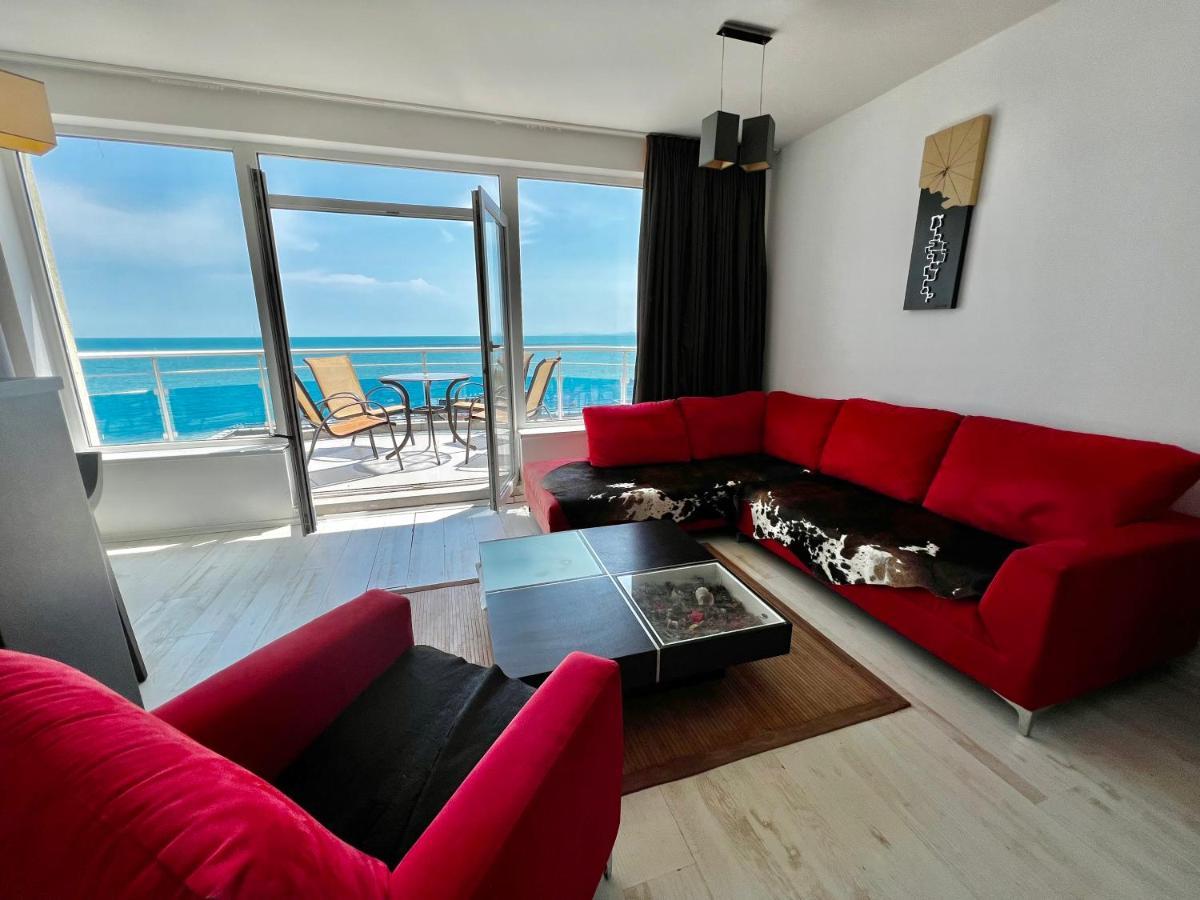 Modern Beachfront Apartment With Pool Rawda Zewnętrze zdjęcie