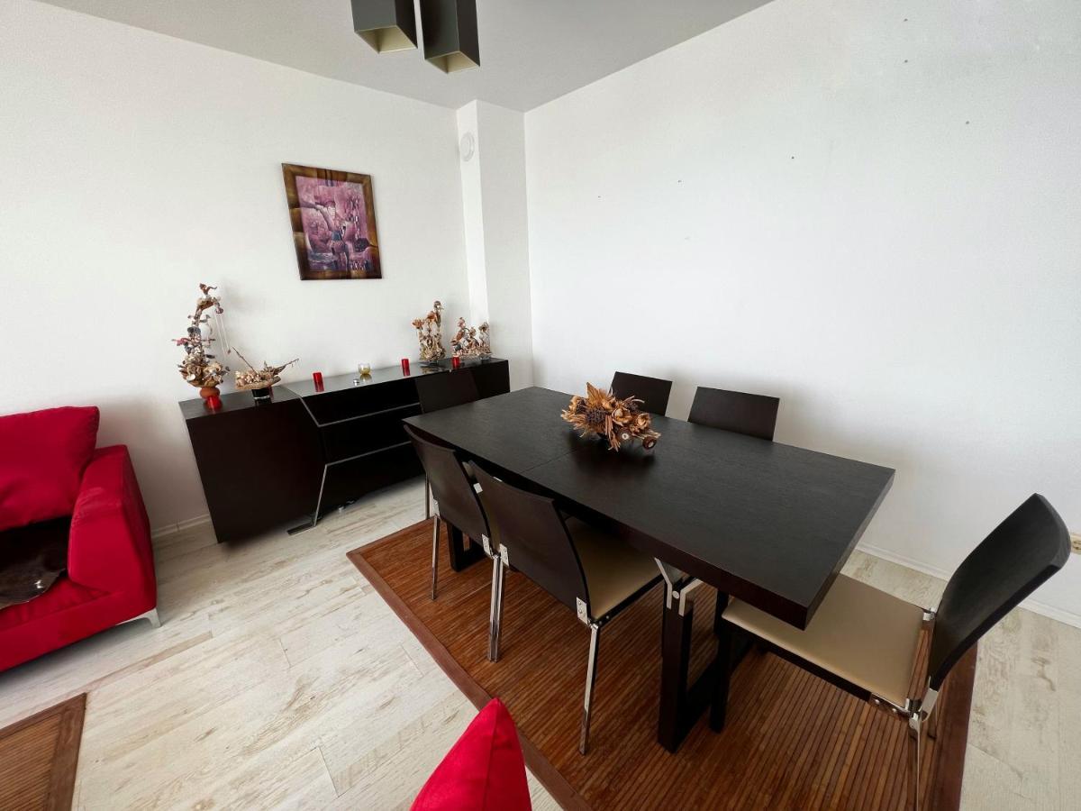 Modern Beachfront Apartment With Pool Rawda Zewnętrze zdjęcie